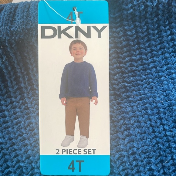 NEW BOYS DKNY 2 piece set Retail $49 - Picture 7 of 7